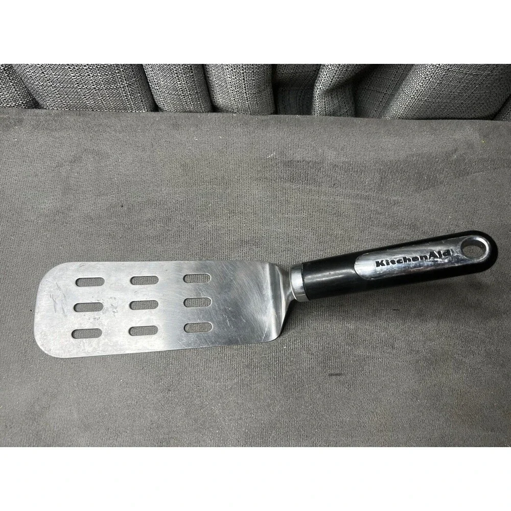 Kitchen Aid Restaurant Commercial Use Large Metal Slotted Lifter Turner Grill